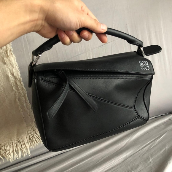 [SOLD] Loewe Small Puzzles Bag - Picture 3 of 4